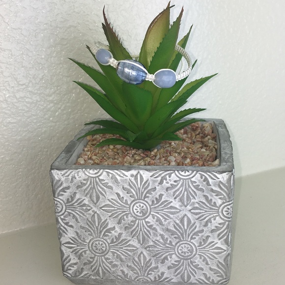 Handmade Chinese Knotting Bracelet W/ Glass Beads - Picture 2 of 8